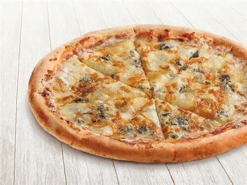 Пицца Четыре сыра с сырным бортиком