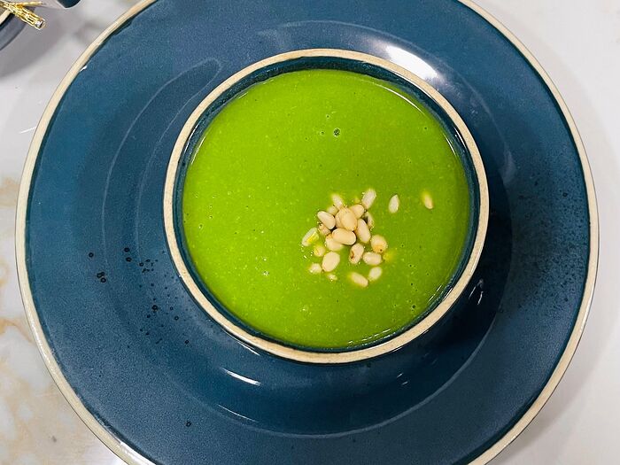 Зелёный суп пюре из горошка