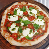 Фото к позиции меню Пицца Моцарелла с соусом песто