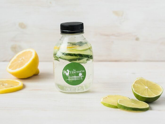 Детокс-вода Лимон-Мята собственного приготовления