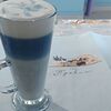 Фото к позиции меню Чай голубая Матча-латте на кокосовом молоке