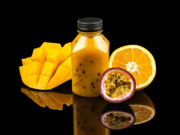 Напиток манго-маракуйя