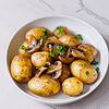 Фото к позиции меню Молодой картофель с сезонными грибами
