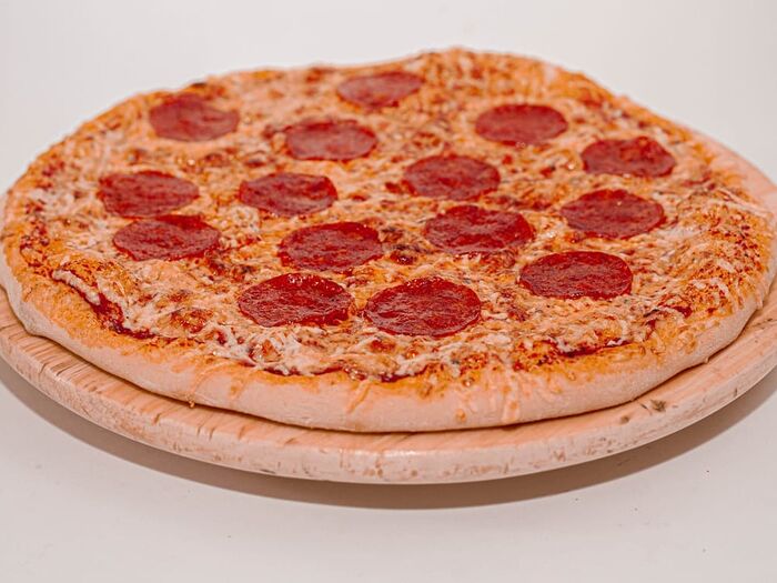 Пицца пепперони (42 см)