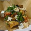 Фото к позиции меню Салат с хрустящими баклажанами и тофу