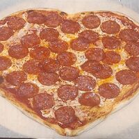 Пицца сердце Пепперони