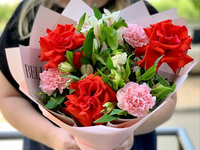 Букет с розами Софи Лорен 1112