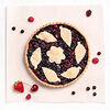 Фото к позиции меню Веганский мини пирог Лесные ягоды