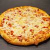 Фото к позиции меню Пицца домашняя ветчина-сыр