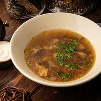 Суп с белыми грибами и трюфельным маслом