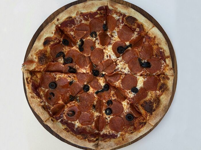 Filipp's pizza