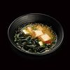 Фото к позиции меню Мисо суп с лососем и вешенками