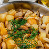 Фото к позиции меню Грибы жаренные с картофелем и луком