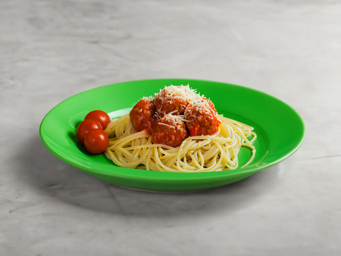 Спагетти с фрикадельками с томатным соусом