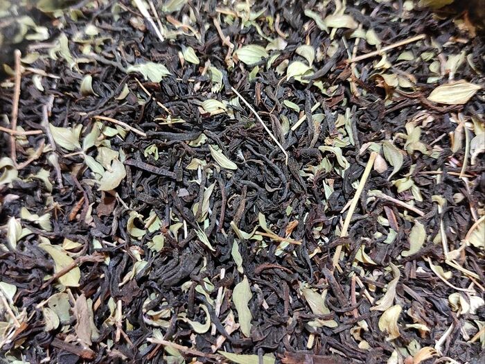 Чай листовой черный, ароматизированный с чабрецом (премиум)