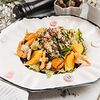 Фото к позиции меню Тропический салат с креветками. Tropical salad with shrimp