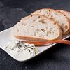 Фото к позиции меню Пшеничный хлеб с маслом или вареньем