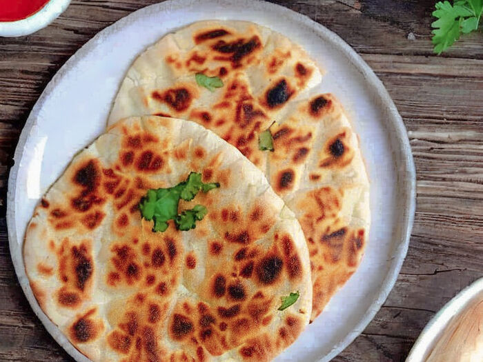 Chilly garlic naan