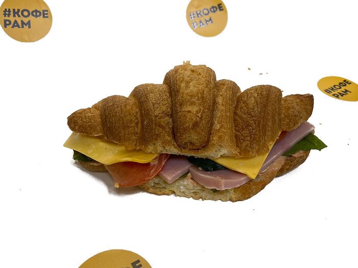 Круассан-сендвич с ветчиной и сыром