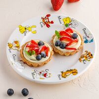 Тарталетки с ягодами и малиновым джемом