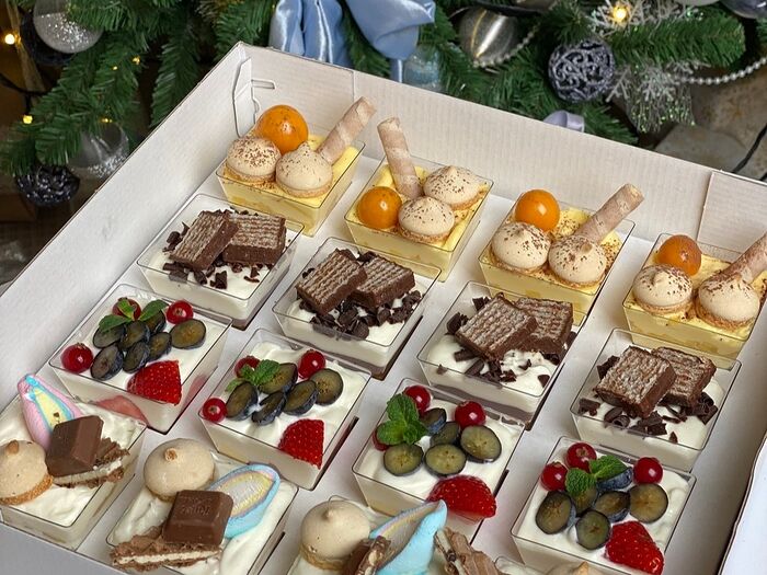 Dessert box