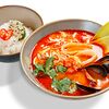 Фото к позиции меню Суп Том Ям с креветкой и морепродуктами