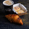 Фото к позиции меню Комбо Завтрак капучино и сырники и круассан шоколадный