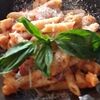 Фото к позиции меню Паста Пенне с креветками в томатном соусе