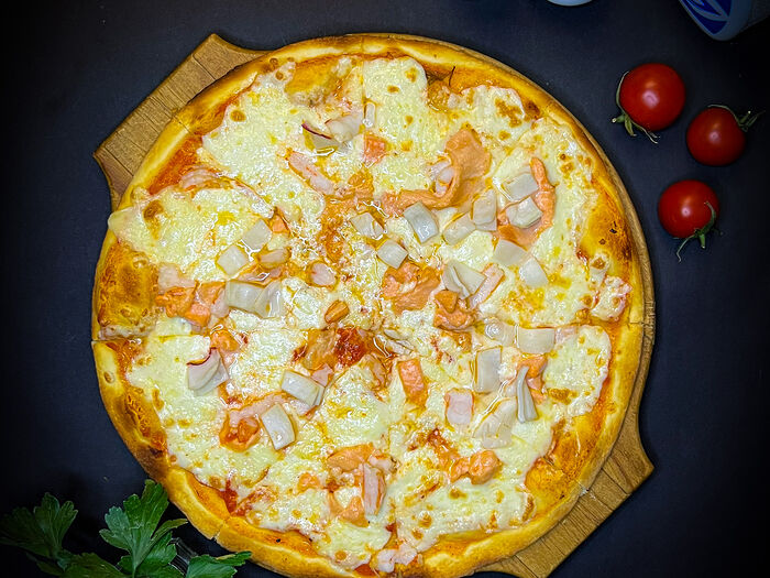 Пицца Морской пир 30 см