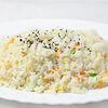 Фото к позиции меню Жареный рис с овощами и яйцом