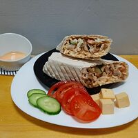 Итальяно Пармиджано - шаверма с курицей и сыром по-итальянски