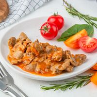 Желудочки куриные в томатном соусе