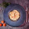 Фото к позиции меню Паста с креветками в сливочном соусе