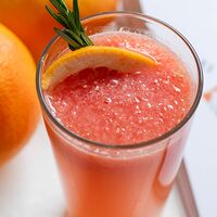 Домашний лимонад Розмарин-грейпфрут