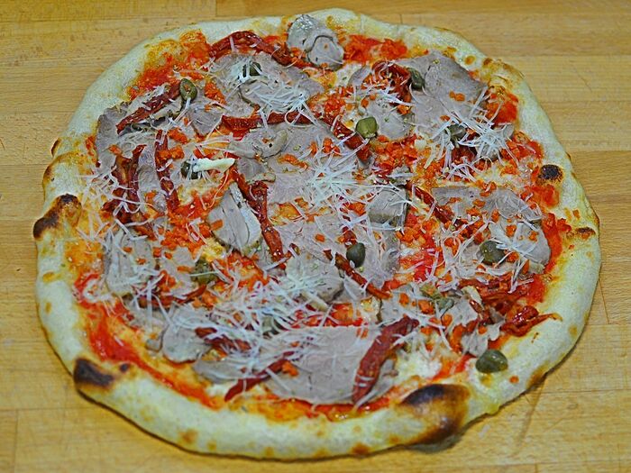 Пицца Мясная неаполитанская