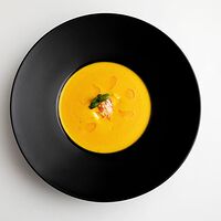Крем-суп из тыквы с мясом камчатского краба
