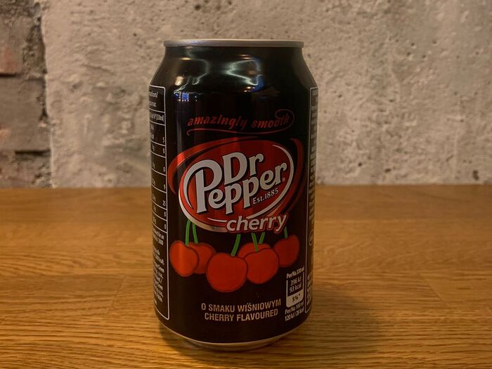 Газированный напиток Dr. Pepper Cherry