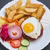 Фото к позиции меню Бифштекс с яйцом и картошкой по-домашнему