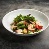 Фото к позиции меню Зеленый салат с лососем холодного копчения или с креветками