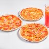 Фото к позиции меню Комбо: Пицца 3 шт. и Лимонад 1 л