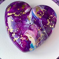 Муссовый торт Сердце цветной