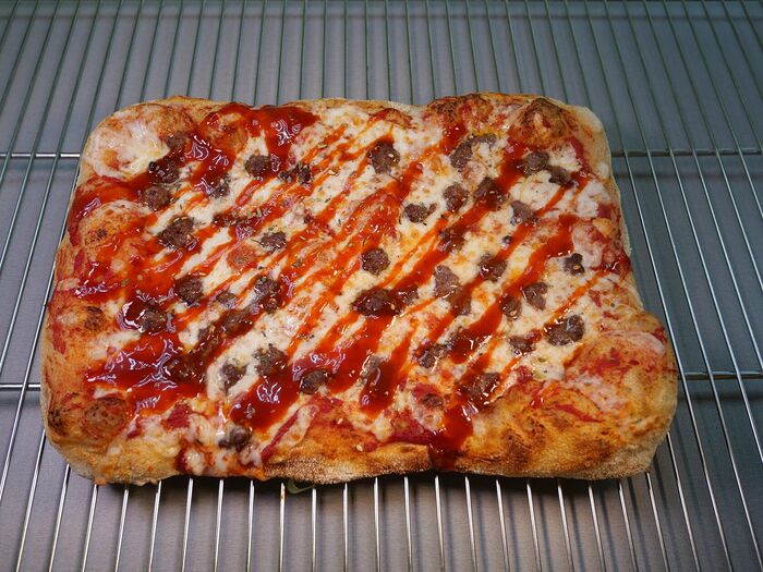 Пицца Говядина с острым соусом кимчи