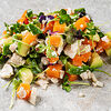 Фото к позиции меню Овощной салат с курицей и авокадо
