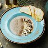 Фото к позиции меню Крем-суп грибной с трюфельным маслом