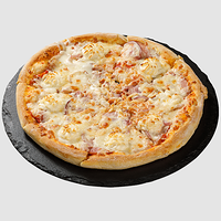 Пицца с беконом и сыром филадельфия