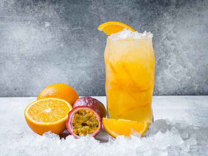 Домашний лимонад Апельсин-маракуйя