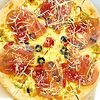 Фото к позиции меню Пицца с сыровяленым окороком и сливочным соусом Песто L