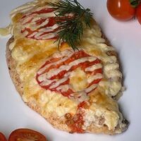 Куриное филе под сырной шапкой