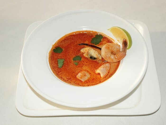 Французский суп Биск с морепродуктами