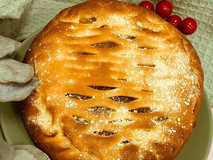 Мини-пирог с яблоком